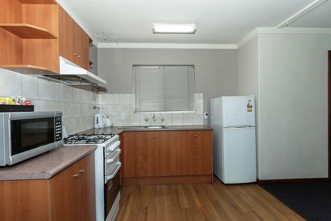 Burswood Lodge Apartments - VIC Tourism 7