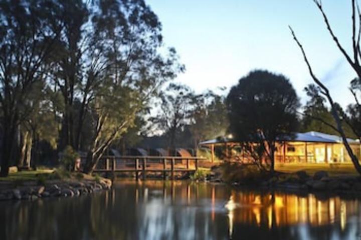 Weetaliba NSW VIC Tourism