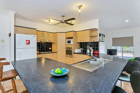 Beachcomber - VIC Tourism 4