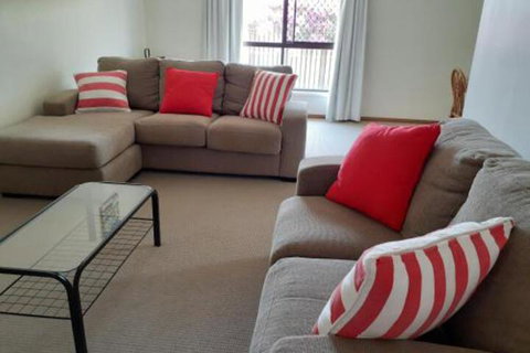 Anchor In - VIC Tourism 1