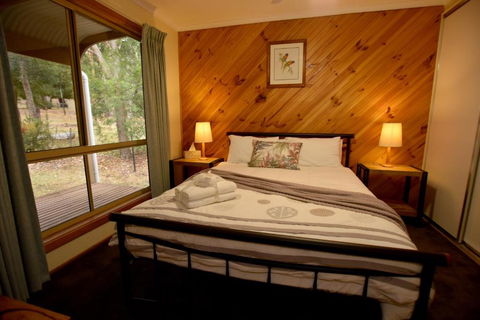 Ellimata Holiday Cottage - VIC Tourism 5