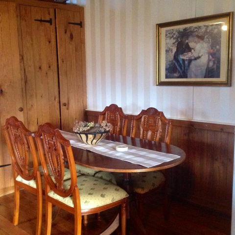 A Country Barn Retreat - VIC Tourism 5