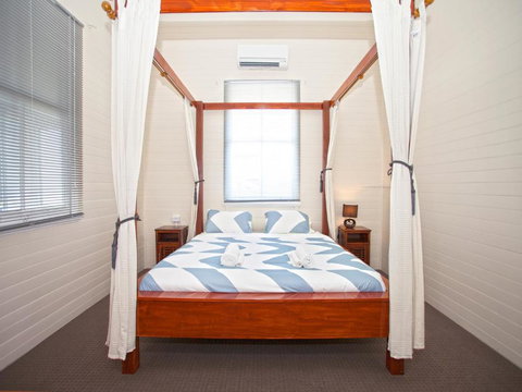 CBD Holiday Home - VIC Tourism 1