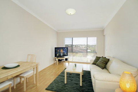 Acacia Holiday Or Business Stay Accommodation - VIC Tourism 3