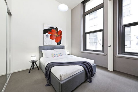 Essence Of Degraves Rejuvenate Stays - VIC Tourism 3