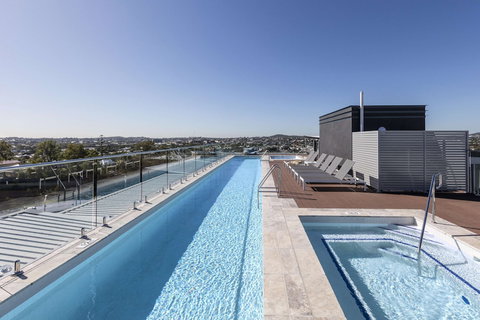 Oaks Brisbane Woolloongabba Suites - VIC Tourism 4