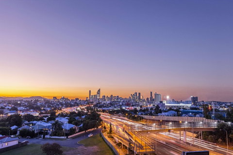 Oaks Brisbane Woolloongabba Suites - VIC Tourism 0