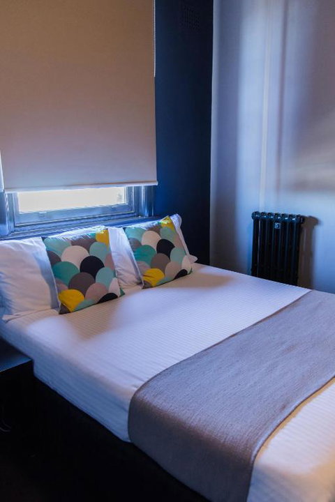 Hotel Canobolas - VIC Tourism 2