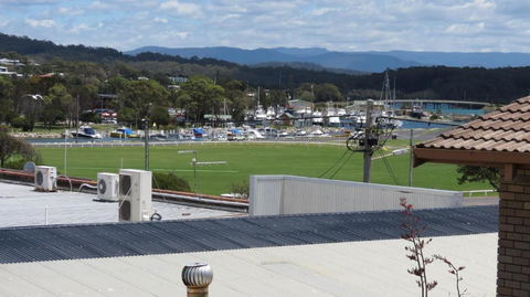 Beachview Motel Adults Only - VIC Tourism 5