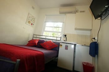 Zing Backpackers - VIC Tourism 6