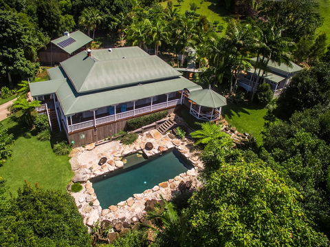 A PERFECT STAY - Bangalla Estate - VIC Tourism 0