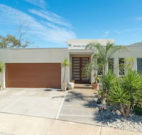 Currawong Close - Rejuvenate Stays - VIC Tourism