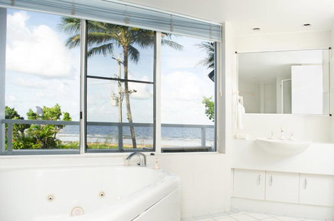 Ulysses 1 - VIC Tourism 4