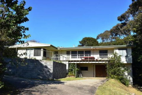 14 Bay Street - VIC Tourism 1