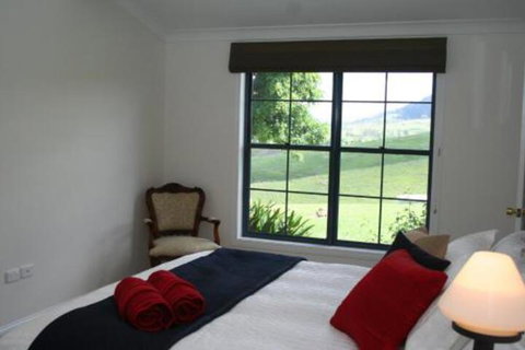 Kia Ora Lookout Retreat - VIC Tourism 5