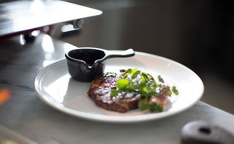 Q Dining - VIC Tourism 7