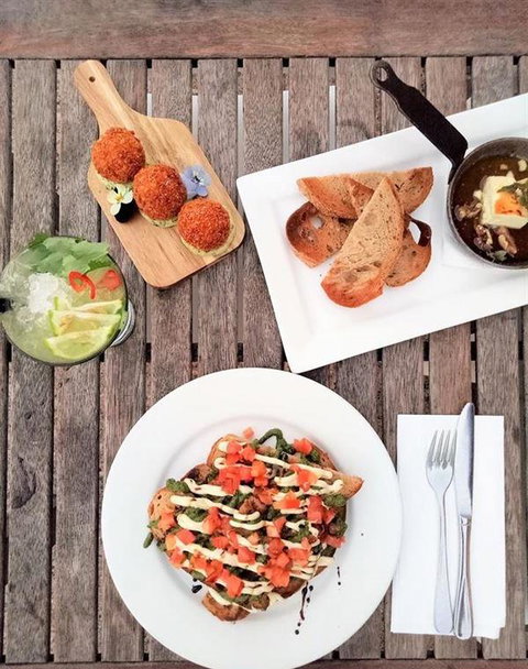 Sandbar - VIC Tourism 11