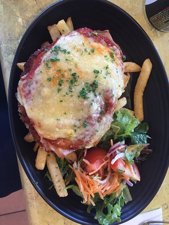 Poynton's Boulevard Cafe - VIC Tourism 0