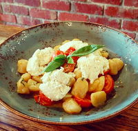 The Pizza Bar Strathmore - VIC Tourism