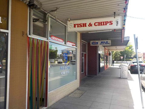 Altona Bay Fish And Chips - VIC Tourism 0