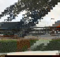 Santos Cafe And Bar - VIC Tourism