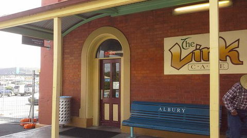 Link Cafe - VIC Tourism 0