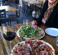 Bastoni Pizzeria - VIC Tourism