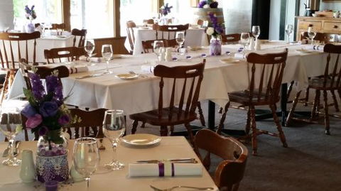 Riley's Restaurant - VIC Tourism 0