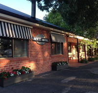 Moyhu Hotel - VIC Tourism