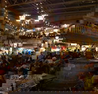 La Piazza - VIC Tourism