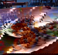 The Pine Inn - VIC Tourism