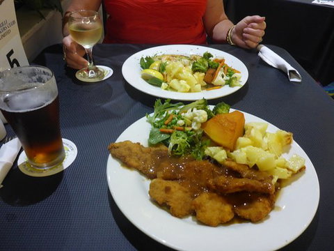 Opals Restaurant - VIC Tourism 0