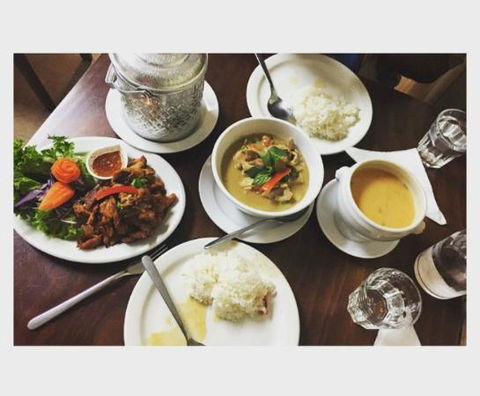 Petit Thai Cuisine - VIC Tourism 0