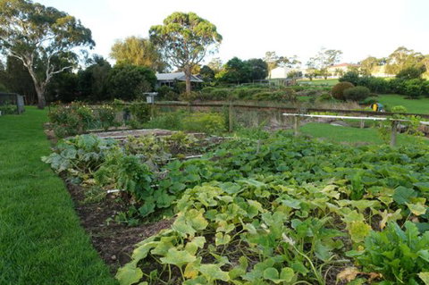 St Isidore - VIC Tourism 0