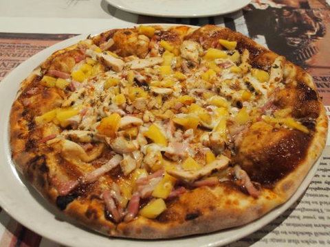 Valentino's Woodfire Pizzeria Restaurant - VIC Tourism 0