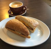 HCafe Quakers Court - VIC Tourism