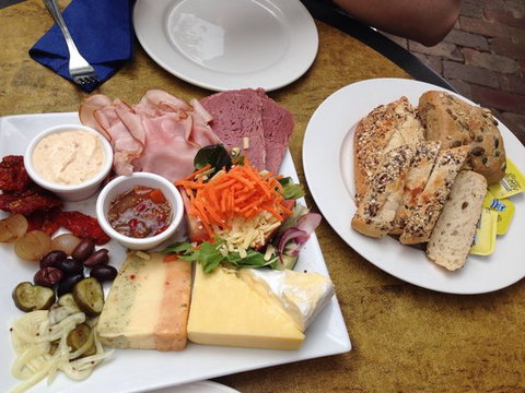 Taste Of The Country - VIC Tourism 0