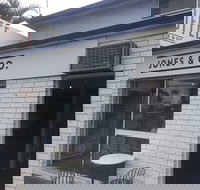 Jones  Co Counter - VIC Tourism