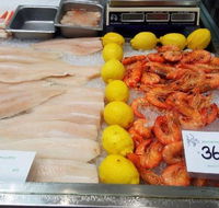 Molly's Seafood - VIC Tourism