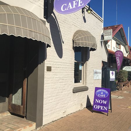 Asser House Cafe - VIC Tourism 0