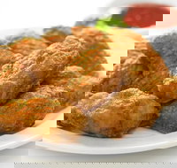 Mobil Five Ways Servo Tumut - VIC Tourism