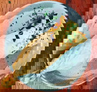 Yaman Mullumbimby - VIC Tourism