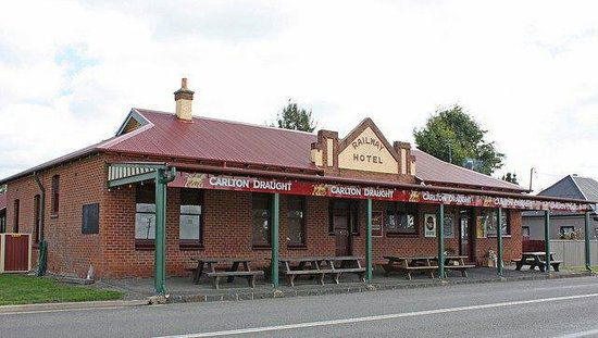 Spring Hill NSW VIC Tourism