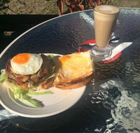 Robyn's Cafe - VIC Tourism