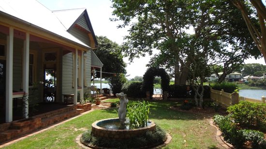 Gladstone NSW VIC Tourism