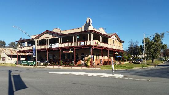 Mount Adrah NSW VIC Tourism