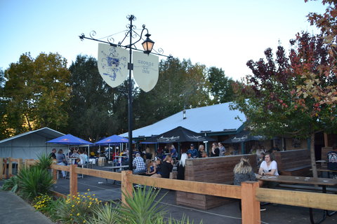 George IV Inn Picton - VIC Tourism 2