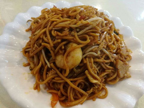 Big El's X The WKND - VIC Tourism 0