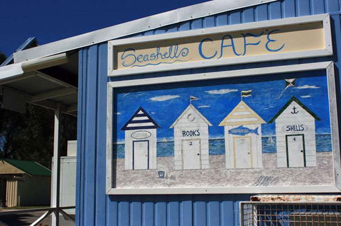 Mercado Negro - VIC Tourism 0