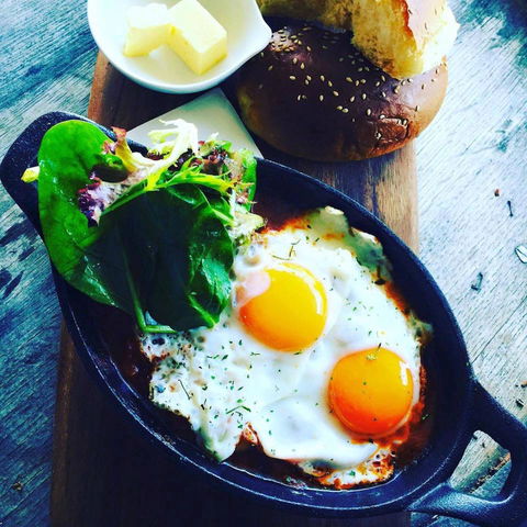 Truffles Patisserie - VIC Tourism 0